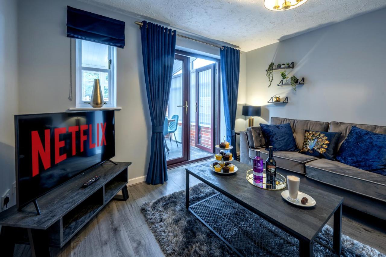Yew Tree House Contractor / Family Home Free Netflix Fast Wifi Near Dudley/Birmingham Cradley Heath 외부 사진