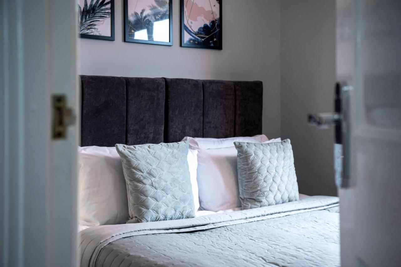 Yew Tree House Contractor / Family Home Free Netflix Fast Wifi Near Dudley/Birmingham Cradley Heath 외부 사진