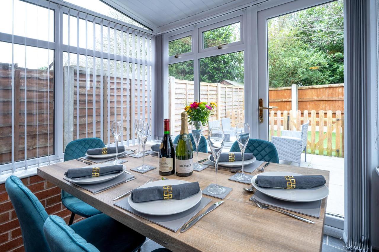 Yew Tree House Contractor / Family Home Free Netflix Fast Wifi Near Dudley/Birmingham Cradley Heath 외부 사진