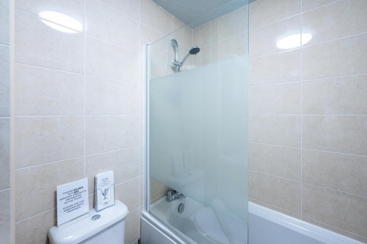 Yew Tree House Contractor / Family Home Free Netflix Fast Wifi Near Dudley/Birmingham Cradley Heath 외부 사진