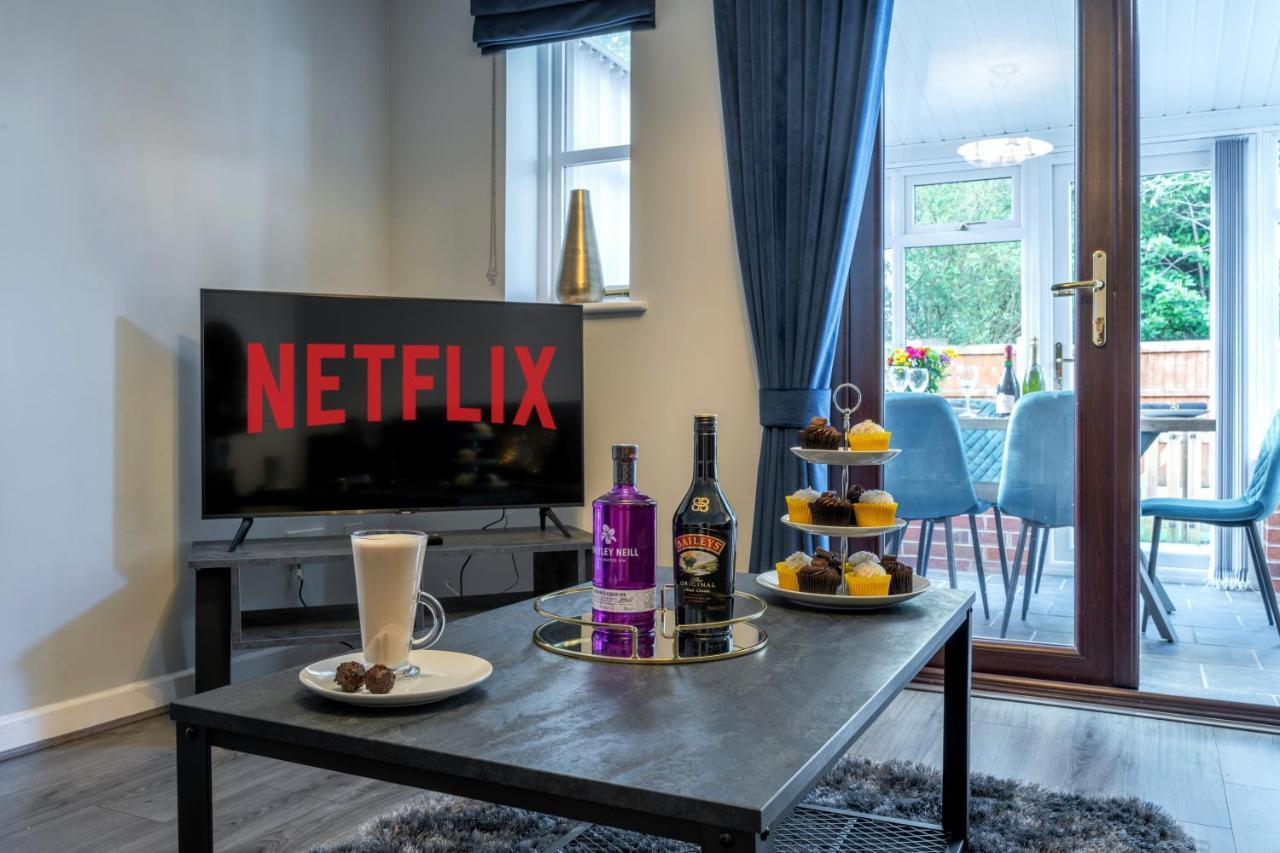Yew Tree House Contractor / Family Home Free Netflix Fast Wifi Near Dudley/Birmingham Cradley Heath 외부 사진