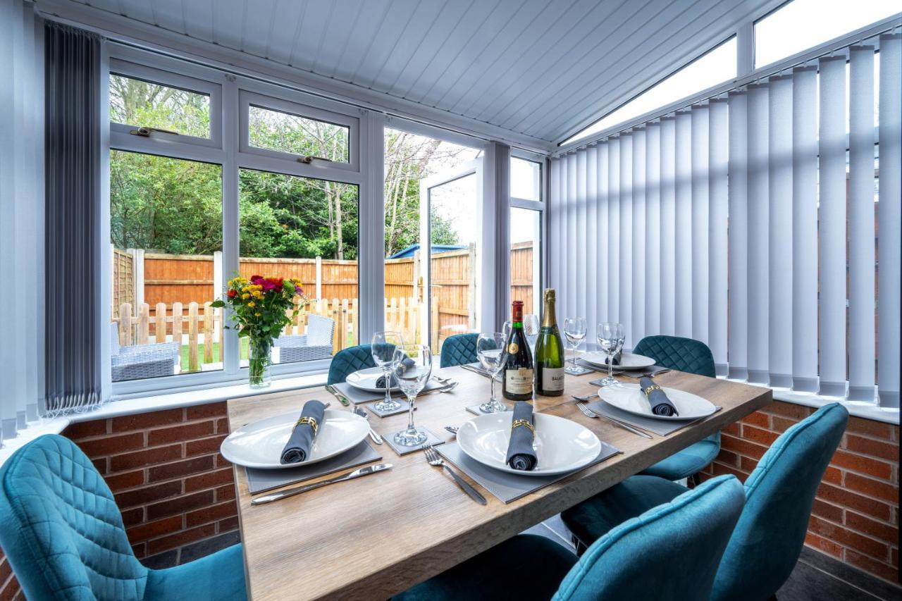 Yew Tree House Contractor / Family Home Free Netflix Fast Wifi Near Dudley/Birmingham Cradley Heath 외부 사진